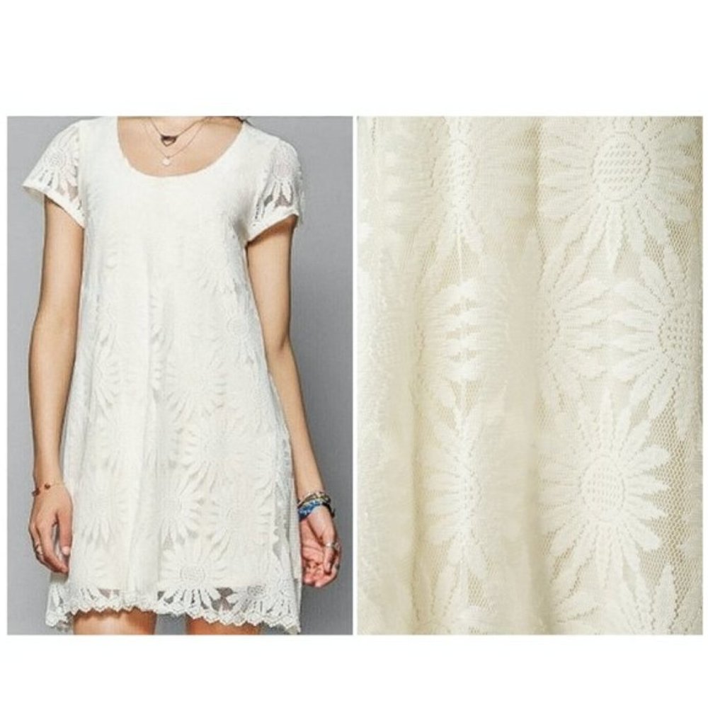 Kimchi Blue Urban Outfitters Floral Flower Dress